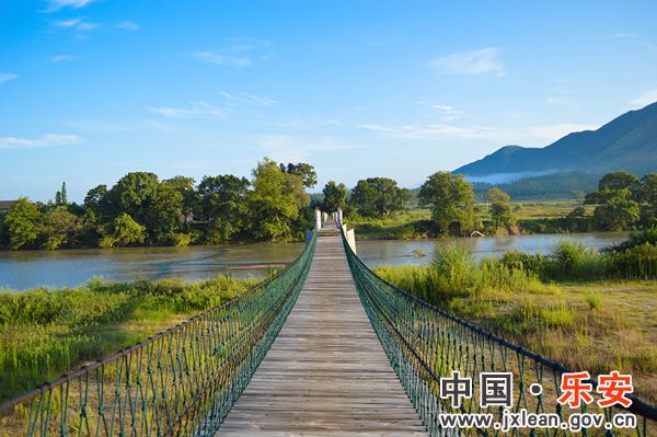 ʫ�黭���Ĺ��硪��ţ��